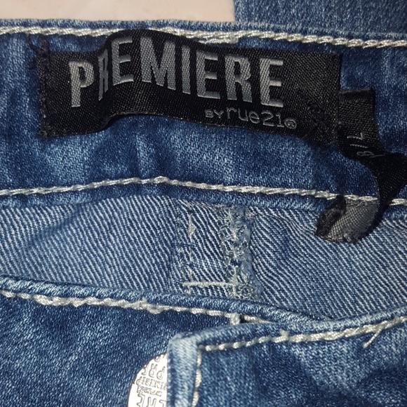 Premiere by Rue21 Jeans - Picture 2 of 4